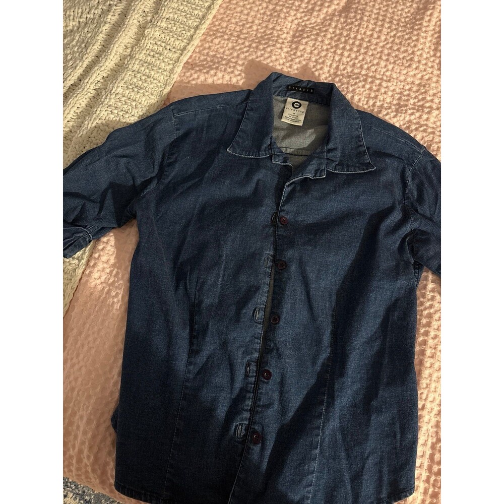 Half sleeve denim top